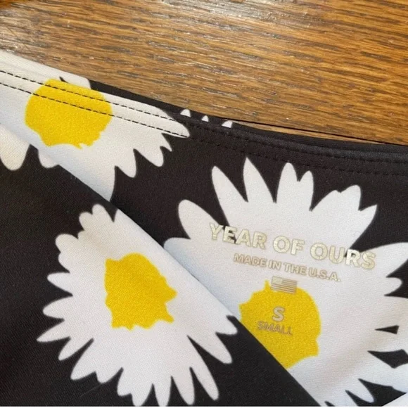 SET! Year of Ours Black and White Floral Activewear Small - Picture 5 of 6